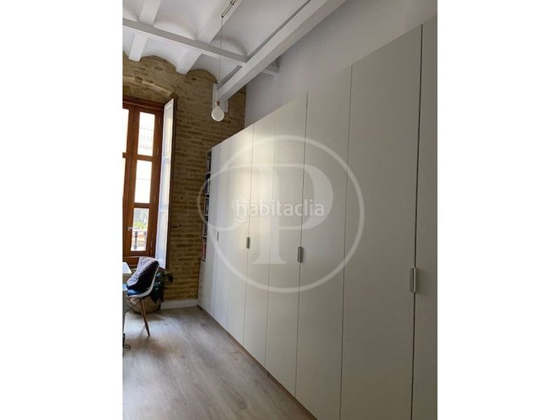 Foto e4be536d-ad75-48db-80f9-1092e36d4ffc. Pis a Russafa Valencia
