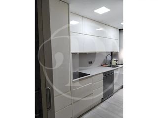 Flat  Calle felipe ii. Vivienda reformada con ascensor en paiporta