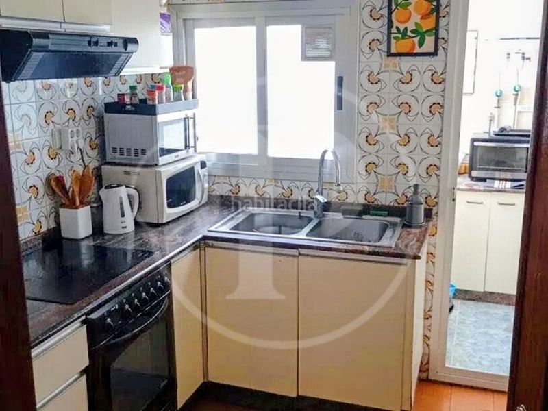Foto 211d329f-8e04-4886-a687-1b82387e8101. Apartament a Centro Xirivella