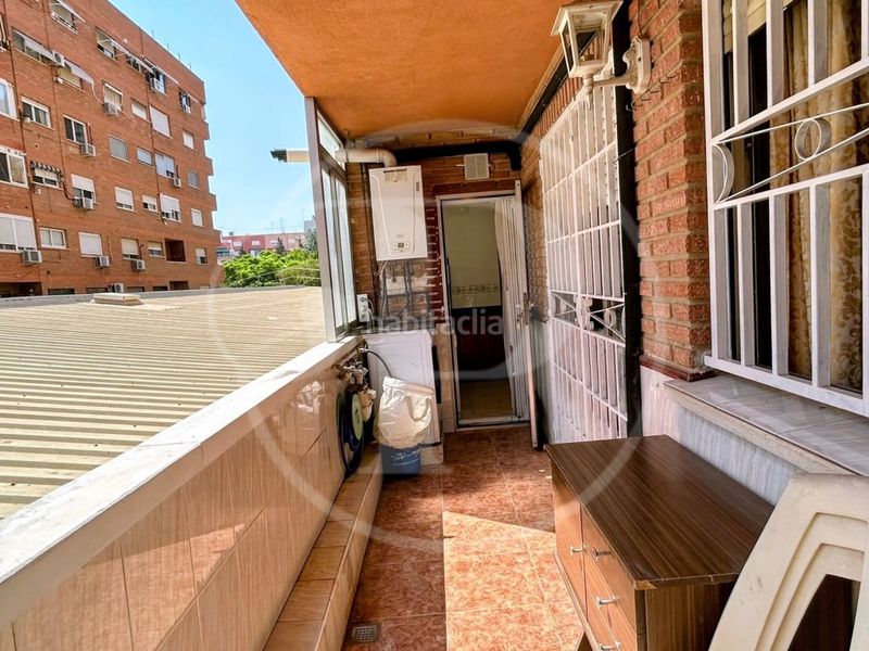 Foto c6a6e674-5415-4f0a-aff9-9de45dd9fa3f. Pis a La Llum Valencia