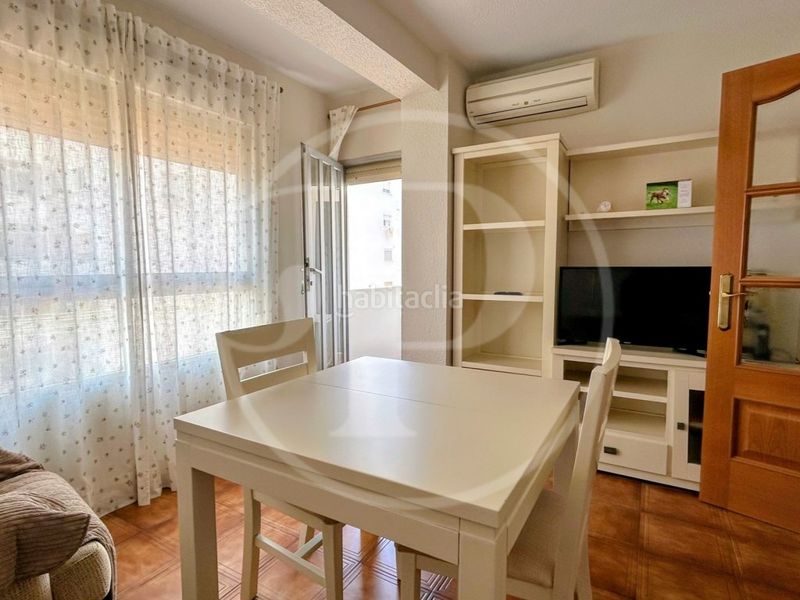 Foto 15d9221f-364a-4aec-9cb6-5155e00e4db0. Apartament a Ciutat Jardí Valencia