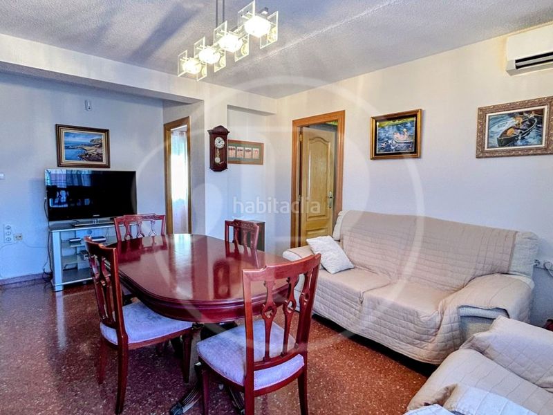 Foto 8f796383-1d64-4208-a86e-5ef99f830fb4. Apartament a Ciutat Jardí Valencia