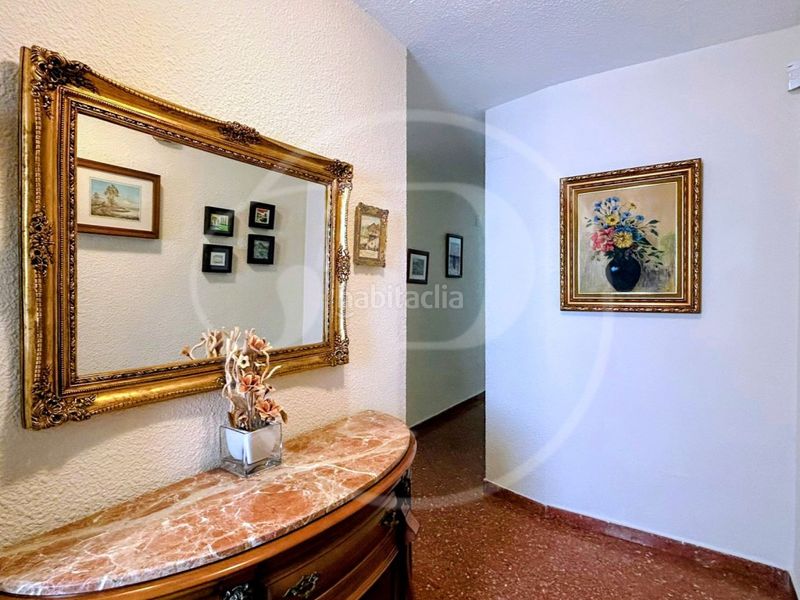 Foto ab0b1a22-227b-42a7-b2dc-dd88a7b1b39c. Apartament a Ciutat Jardí Valencia