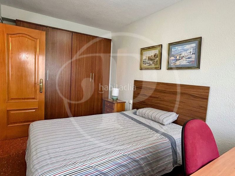 Foto d67571d1-1249-475e-bd02-8dce49332ab9. Apartament a Ciutat Jardí Valencia