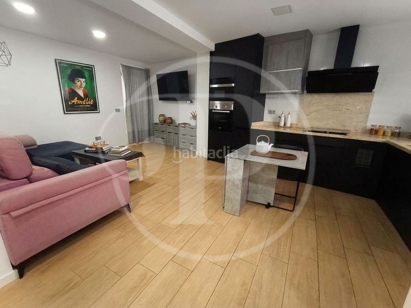 Foto b50d3db8-e2bf-4d68-b705-6f4d8690cb7a. Casa a Aldaia