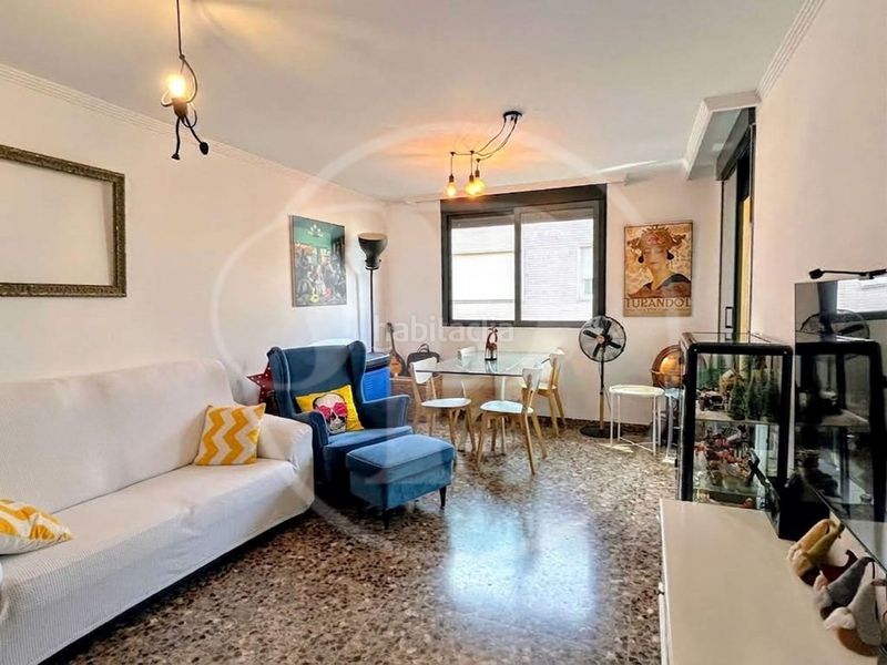 Foto 08dd4300-b0a8-44f9-94e8-029be46f83d0. Apartament amb aparcament a Silla