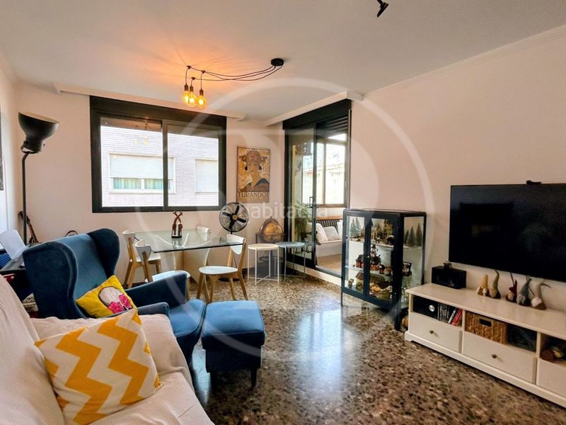 Foto 11882e8a-9801-4f26-9add-f2b92e216d21. Apartament amb aparcament a Silla
