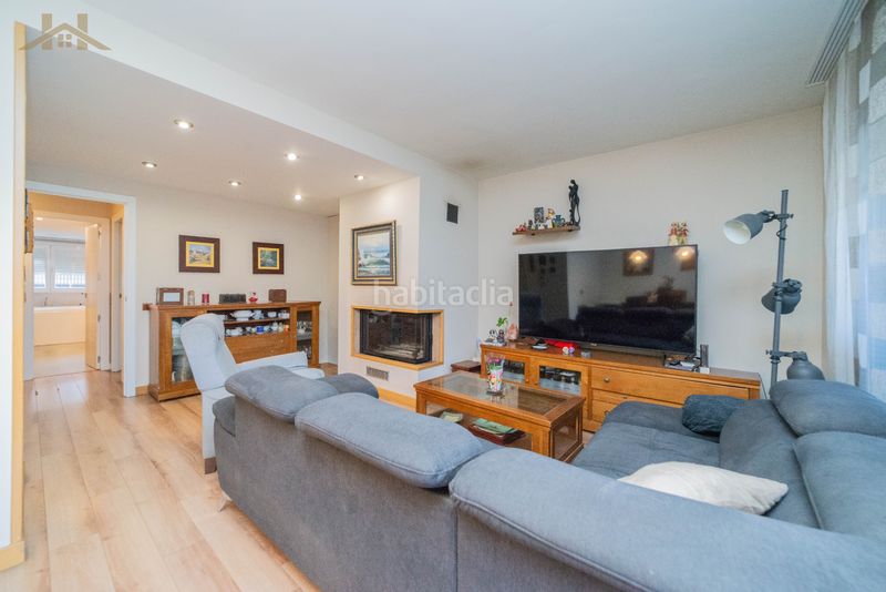 Foto 74e39f00-c5bf-4fc1-b98b-780a30731141. Pis amb xemeneia calefacció piscina a Valderas-Los Castillos Alcorcón