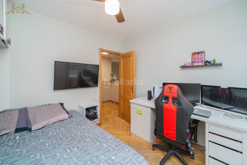 Foto 8ec41efc-06fb-46e5-86ae-cb15624d86a7. Pis amb xemeneia calefacció piscina a Valderas-Los Castillos Alcorcón