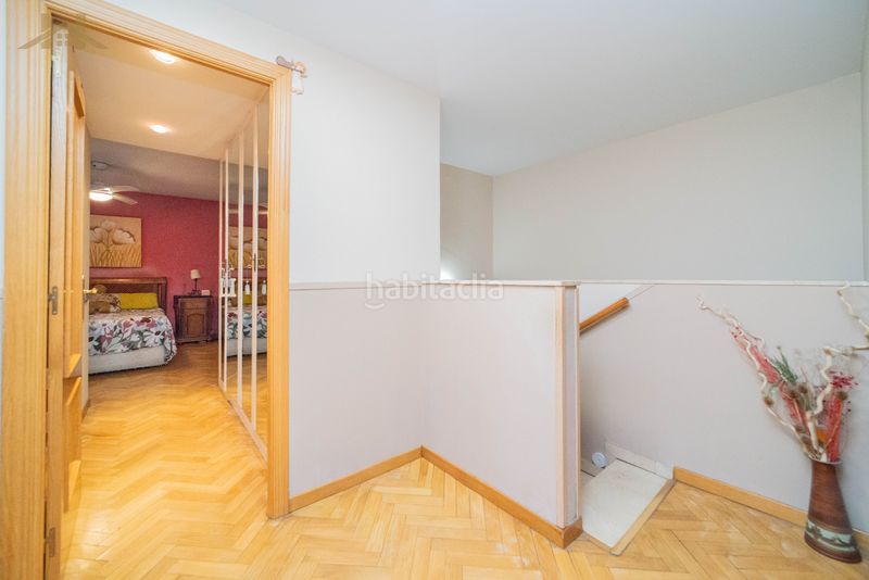 Foto a0ec4cc4-642c-4fe4-8f0e-1e672f9f5634. Pis amb xemeneia calefacció piscina a Valderas-Los Castillos Alcorcón