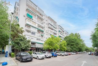 Pis  Calle urano. Piso a la venta en alcorc�n, zona los castillos