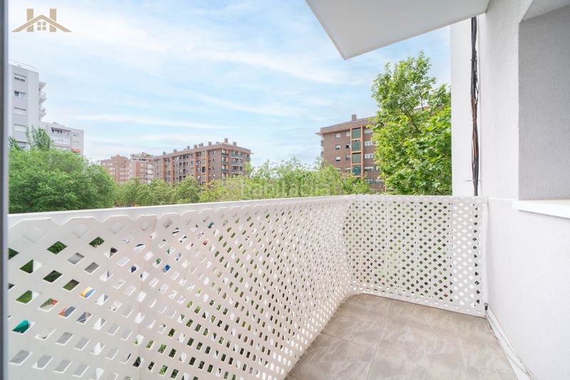 Foto 829c57ff-a235-4767-94d3-3a5a53eda30e. Pis amb calefacció a Valderas-Los Castillos Alcorcón