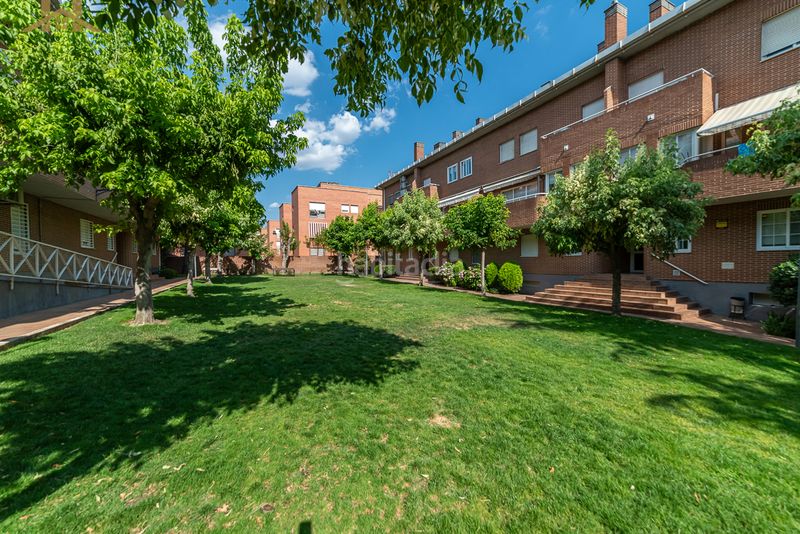 Foto b140c83b-df51-43e6-9b35-c4eab9a71c61. Apartament amb calefacció piscina a Prado de Santo Domingo Alcorcón