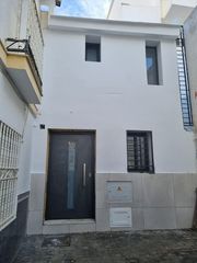 Reihenhaus in Centro. Casa reformada en alhaurín el grande