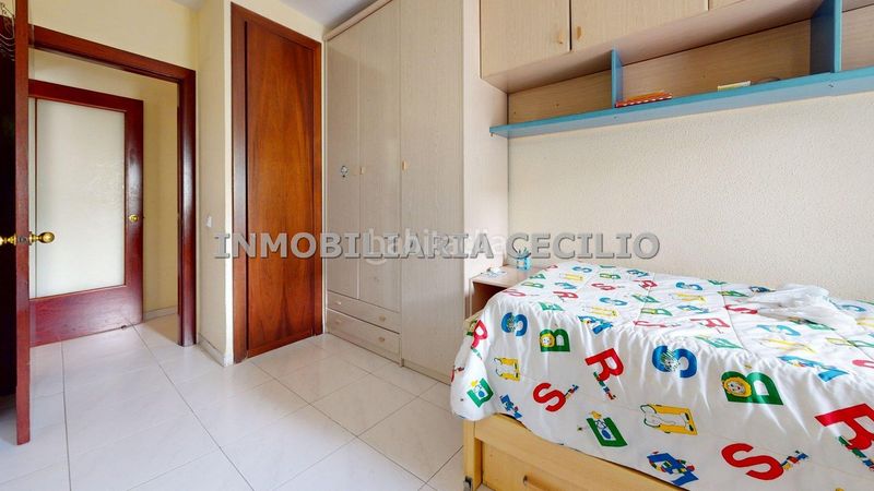 Foto 6efb14fa-4c45-4617-9c4b-c5a0d99670f7. Flat with heating parking in Sant Antoni de Portmany