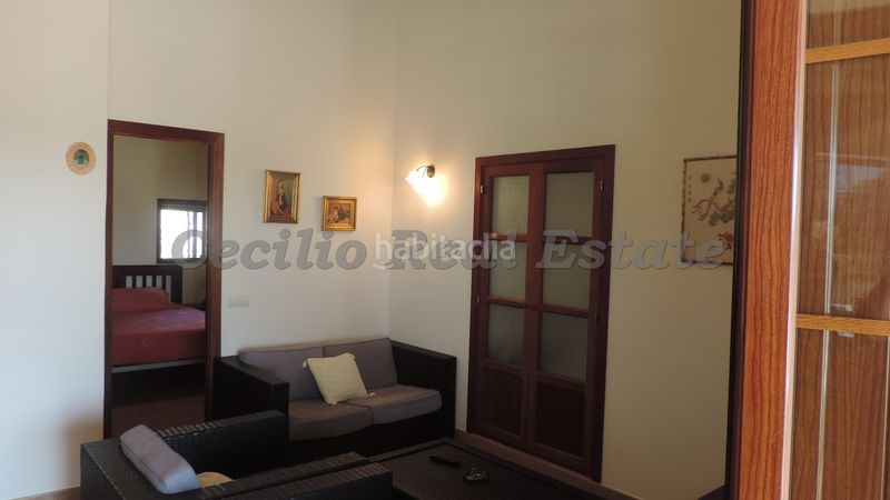 Foto 8148f290-5ac0-408c-b313-a3bab6f6a5d1. Casa adossada amb xemeneia calefacció aparcament a Formentera