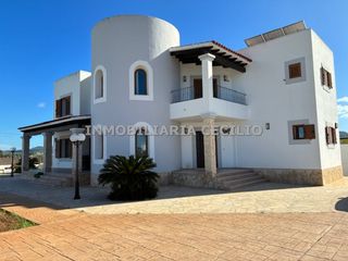 Xalet a Carrer de navarra 6. Oportunidad unica, preciosa casa!!