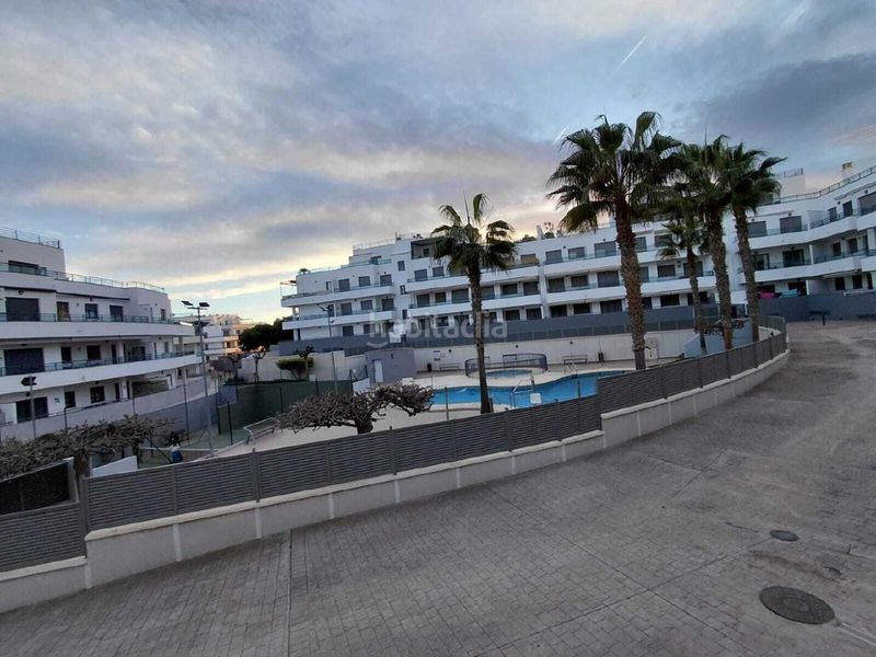Foto 46b59306-4405-439c-b54a-b6c71475b5e1. Pis amb piscina a Las Escobetas Garrucha