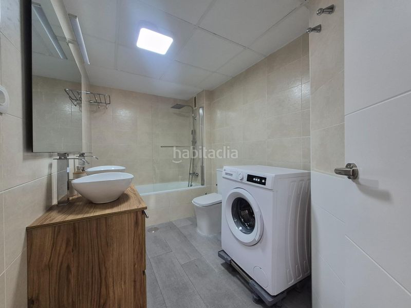 Foto 0571d7ed-3096-43fd-b16d-c4800dceb9f5. Pis amb aparcament piscina a Las Marinas - Pueblo Laguna Vera