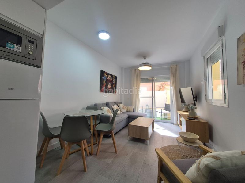 Foto 3a094655-a2c7-4d73-8e0a-4d388a8b996f. Pis amb aparcament piscina a Las Marinas - Pueblo Laguna Vera