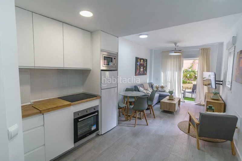 Foto ad455723-eecd-4453-b292-38d1a7e6307b. Pis amb aparcament piscina a Las Marinas - Pueblo Laguna Vera