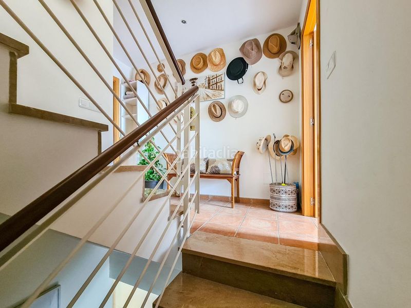Foto 45a08e98-ed32-4276-8bd4-dadd2a39764e. Casa adossada amb aparcament piscina a Golf Valle Este Vera