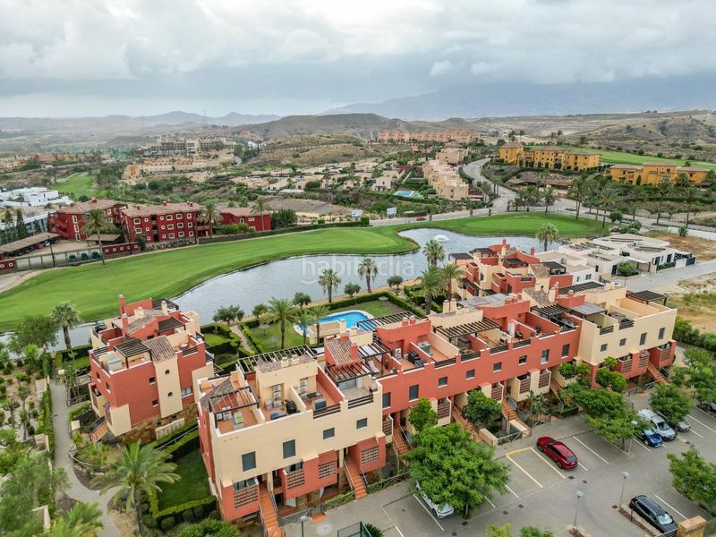 Foto a2e6cafb-3613-4995-9369-9d2c4f5e09b1. Casa adossada amb aparcament piscina a Golf Valle Este Vera