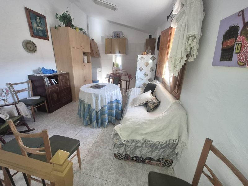 Foto a477406e-e68d-4178-b8b8-2527f2ee98c8. Casa adossada a Lubrín