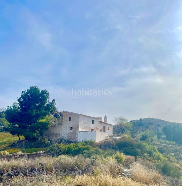 Foto 8588b1c9-ec62-45e6-ba6a-bae2d428c0c3. Masia a Lubrín