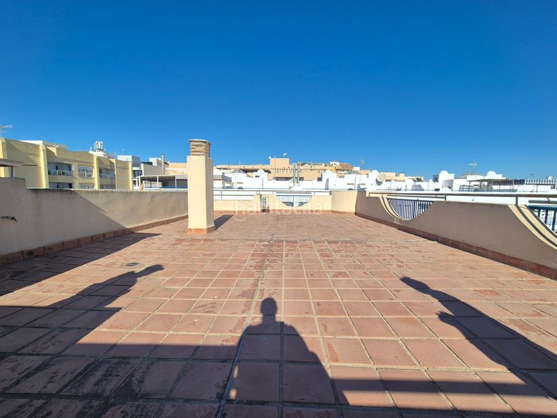 Foto 721f3ef6-56bb-4c3b-a7bd-6199162fb203. Pis amb piscina a puerto de Garrucha Garrucha