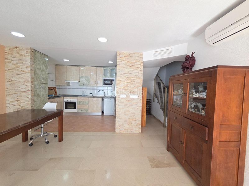 Foto eca757b6-6851-4893-b2c7-cfa2ced1582a. Duplex con parcheggio piscina in playa de Garrucha Garrucha