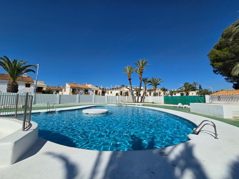 Foto ca3b0630-029c-4a9d-acad-dc6632508780. Dúplex amb piscina a Las Marinas - Pueblo Laguna Vera