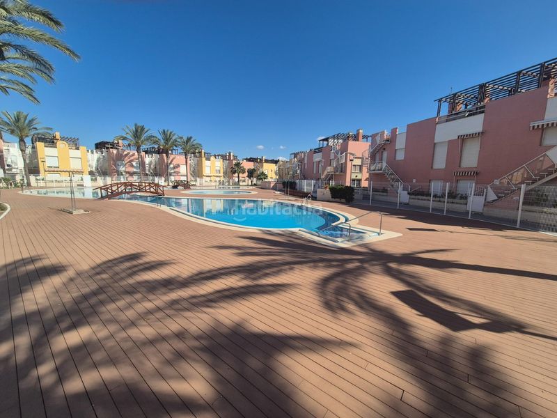 Foto f53ef1bc-07ec-4ce0-bd03-fa50c54e9bf8. Planta baixa amb aparcament a Las Marinas - Pueblo Laguna Vera