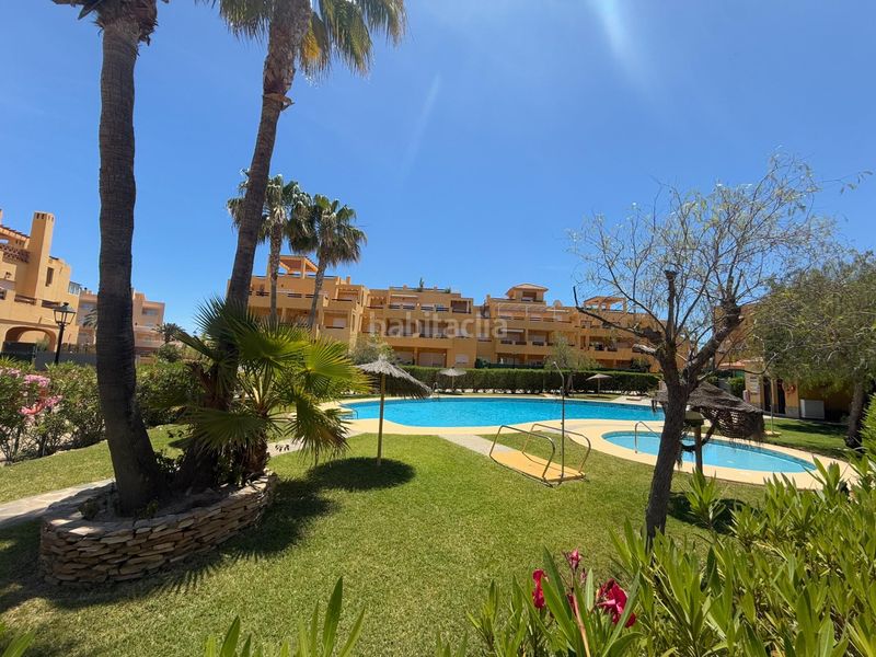 Foto 1d8194d3-b5f9-4b70-9862-c6197a19d055. Casa adossada amb aparcament piscina a puerto Vera Vera
