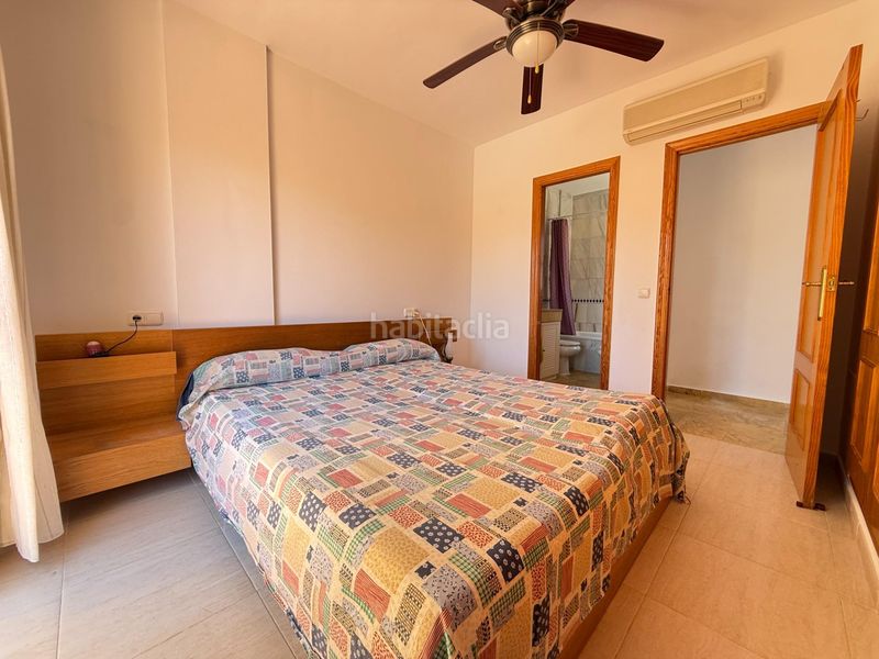 Foto a0af69ac-6d46-4161-91d1-4ab371736871. Casa adossada amb aparcament piscina a puerto Vera Vera