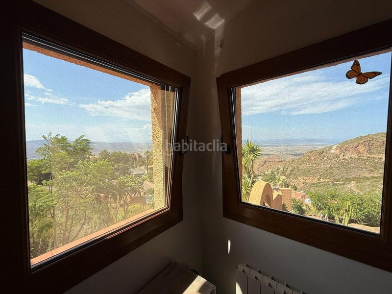 Foto f6e43207-b71a-4485-a4e7-f58a43991bc6. Xalet amb calefacció aparcament a Turre