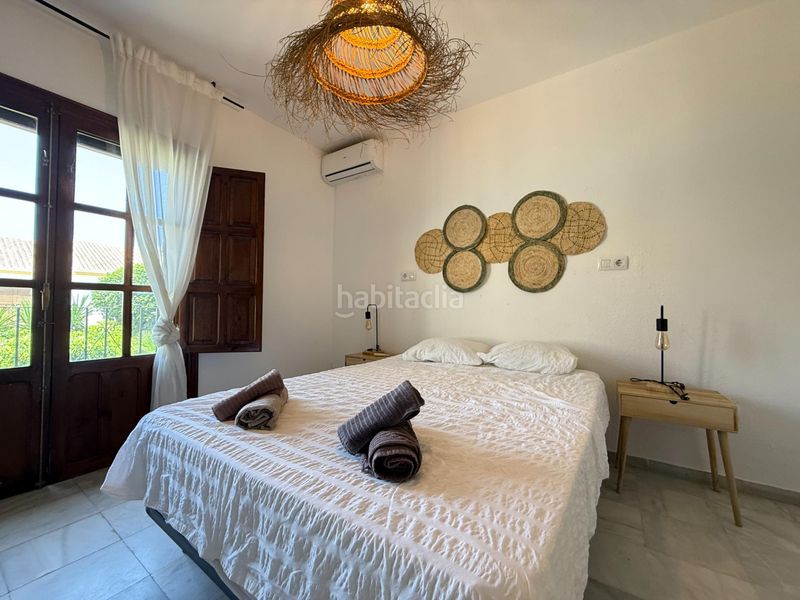 Foto c0e13681-8bd8-4630-b601-9b9d187933a2. Casa adossada amb piscina a Las Marinas - Pueblo Laguna Vera