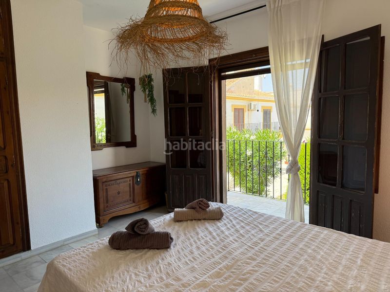 Foto fa73b8da-9833-4a0c-be90-d712e0f39bba. Casa adossada amb piscina a Las Marinas - Pueblo Laguna Vera