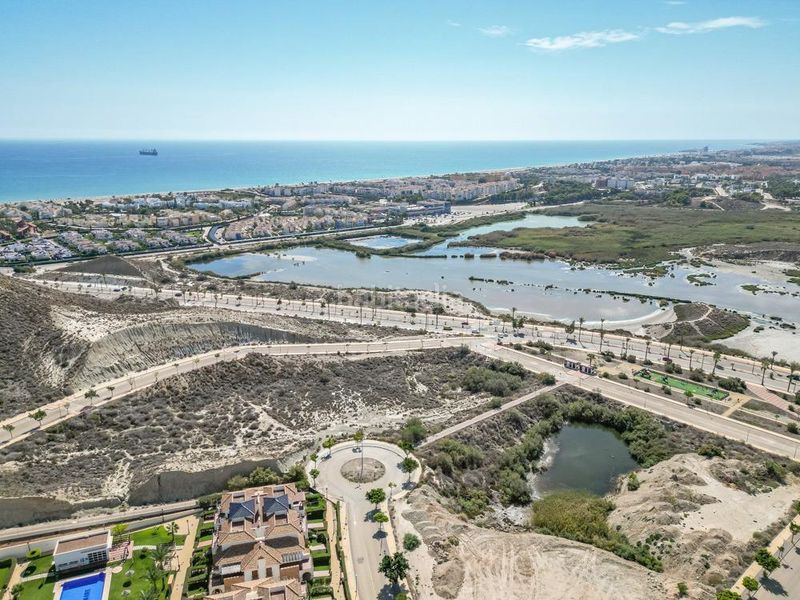 Foto 4fcf9857-a34b-4506-b999-e039cf3d3453. Planta baixa amb aparcament piscina a Las Salinas Vera