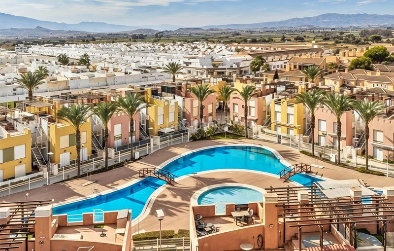Foto 59216d98-2582-4d51-8b35-f0513f02ee11. Planta baixa amb calefacció aparcament piscina a Vera