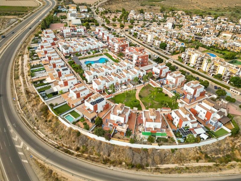 Foto 17648c63-2f89-4c05-ba2e-1a53a7a0969b. Duplex con parcheggio piscina in Lomas del Mar Vera