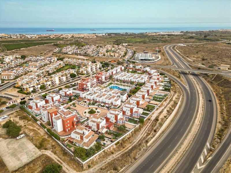Foto 5d424be9-3784-4e45-a2fa-bb66f1c212e4. Duplex con parcheggio piscina in Lomas del Mar Vera