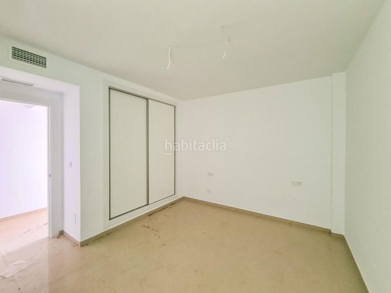 Foto 2c7136d8-9671-4edf-8176-ee383133d181. Piso apartamento a estrenar con terraza, garaje y trastero a 170 m de la playa en Águilas