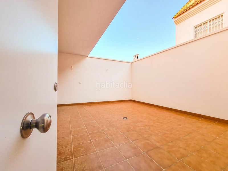 Foto 9912bd49-bd6f-469f-b1ae-150d7df39ff0. Piso apartamento a estrenar con terraza, garaje y trastero a 170 m de la playa en Águilas