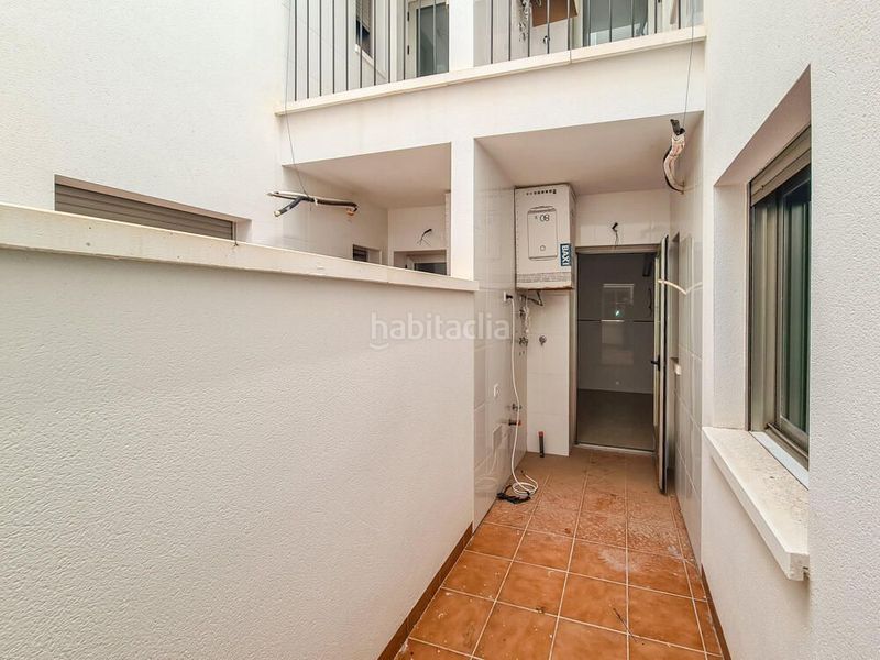 Foto 9de27e21-e973-41eb-a1f4-247a3aa4396a. Piso apartamento a estrenar con terraza, garaje y trastero a 170 m de la playa en Águilas