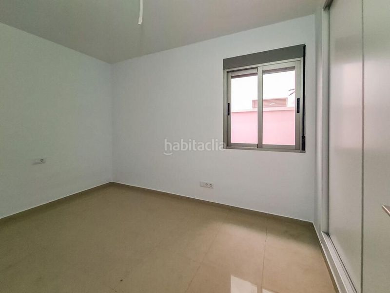 Foto f4e2bb44-baea-4ccb-8746-b7fc25ff4e02. Piso apartamento a estrenar con terraza, garaje y trastero a 170 m de la playa en Águilas