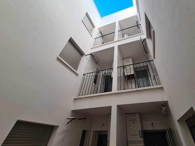Foto ffc6e3e9-0799-4a34-a3e7-7ddb2f9fef5c. Piso apartamento a estrenar con terraza, garaje y trastero a 170 m de la playa en Águilas