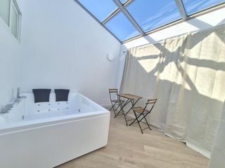 Penthouse  Marina rey. Ático reformado con solárium 2 hab., garaje e inversión apartaho