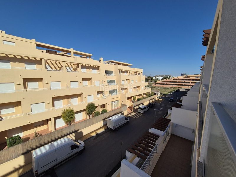 Foto 25786188-9346-4e45-90e5-9756abc5e98e. Àtic amb aparcament piscina a Puerto Rey Vera