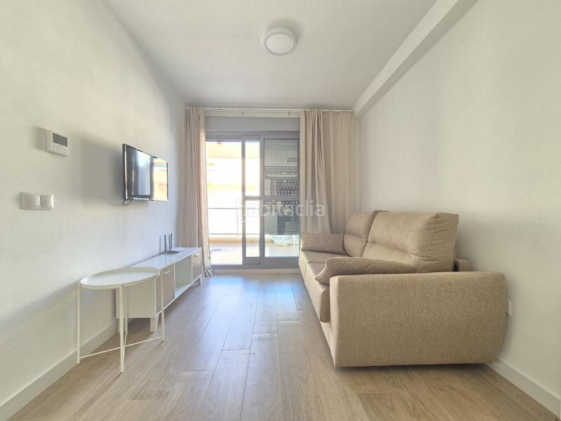 Foto 7af79149-8417-4804-98eb-e19a3d82d012. Àtic amb aparcament piscina a Puerto Rey Vera